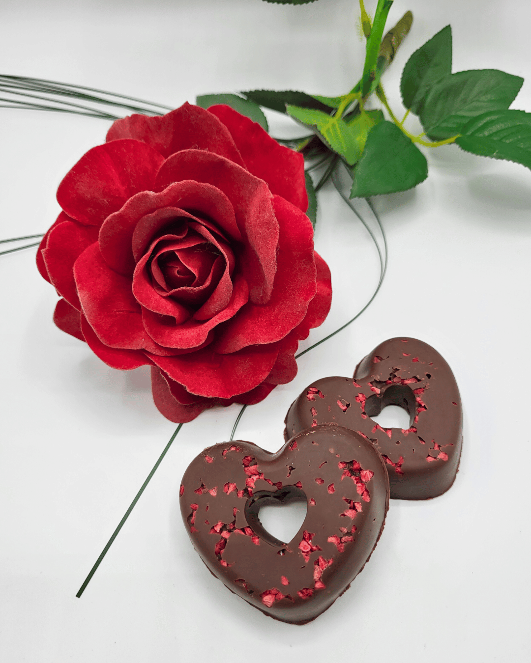 Duo de choc - Confiserie ÉDITION SAINT-VALENTIN saveur chocolat noir et popcorn fraise des bois